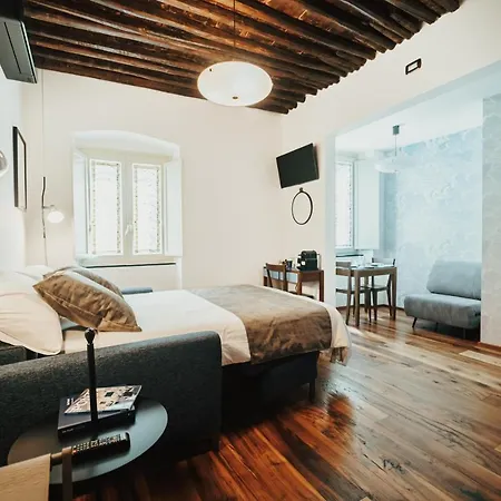 L'infinito Blu Apartment *